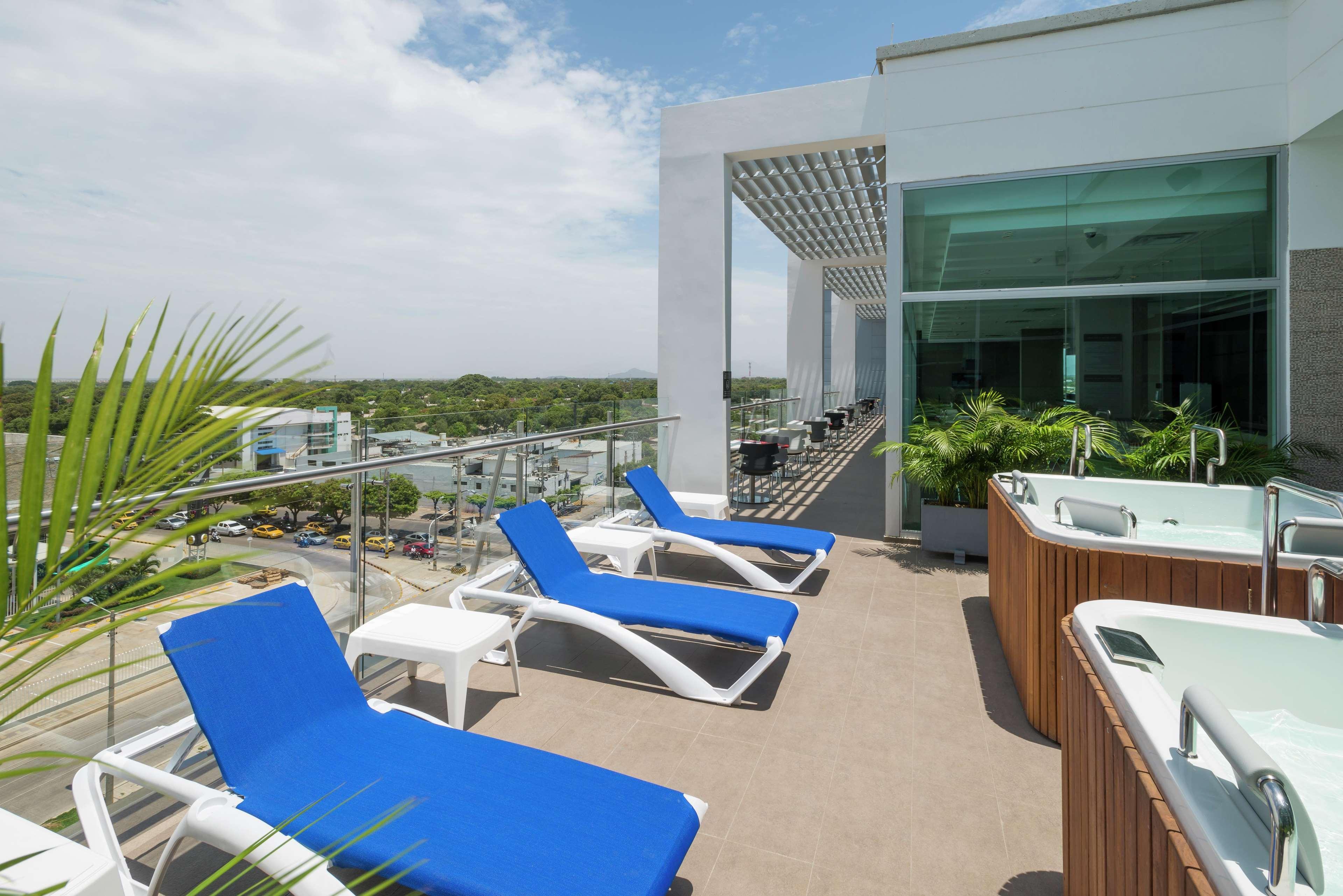 Hampton By Hilton Valledupar Exterior photo